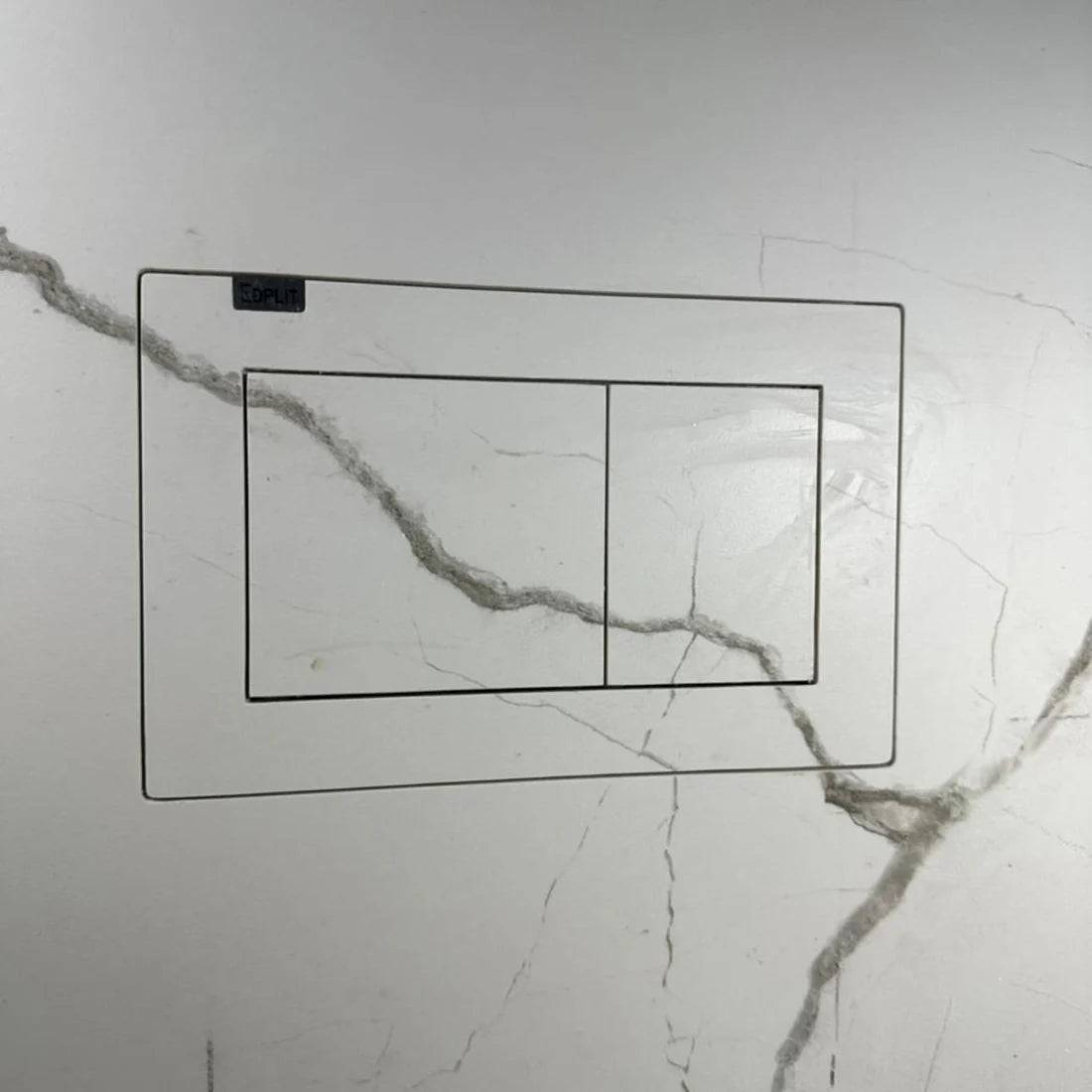 Pulsante di scarico nascosto EDPLIT M1