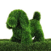 Cane in erba sintetica